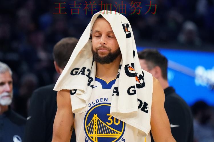 库里状态回升引发热议 主帅用人思路受到讨论 库里状态回升引发热议 主帅用人思路受到讨论